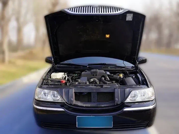 2014 Porsche 918 Spyder 4.6L 608HP V8 7DCT PHEV 6.8KWH,autocango,china used car exporter,china ev exporter,chinese used car exporter,chinese used ev exporter