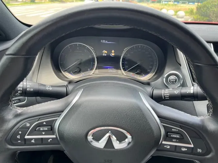 2019 Infiniti Q60 2.0T 211HP L4 7AT,autocango,china used car exporter,china ev exporter,chinese used car exporter,chinese used ev exporter