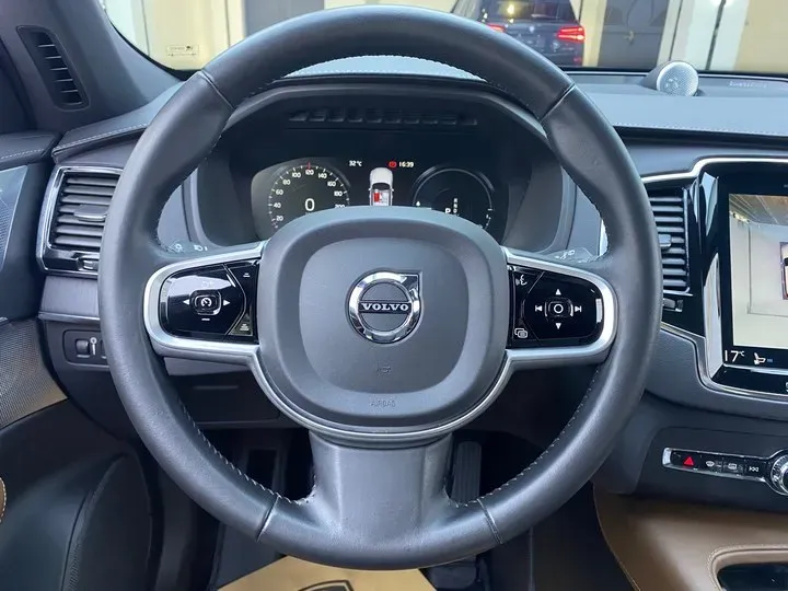 2021 Volvo XC90 2.0T 303HP L4 8AT PHEV 11.6KWH,autocango,china used car exporter,china ev exporter,chinese used car exporter,chinese used ev exporter