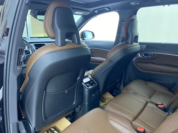 2021 Volvo XC90 2.0T 303HP L4 8AT PHEV 11.6KWH,autocango,china used car exporter,china ev exporter,chinese used car exporter,chinese used ev exporter