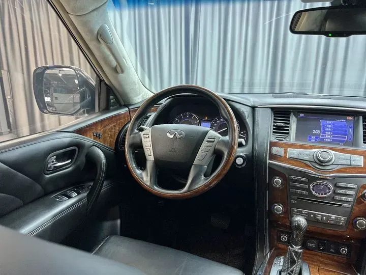 2016 Infiniti QX80 5.6L 398HP V8 7AT,autocango,china used car exporter,china ev exporter,chinese used car exporter,chinese used ev exporter