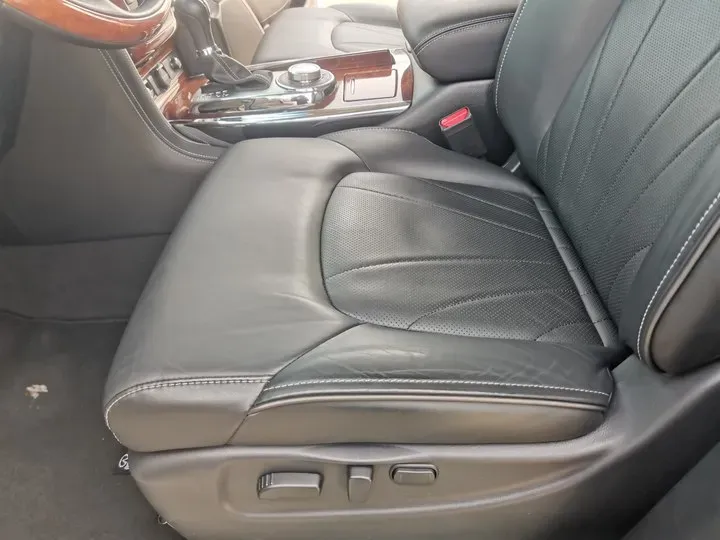 2016 Infiniti QX80 5.6L 398HP V8 7AT,autocango,china used car exporter,china ev exporter,chinese used car exporter,chinese used ev exporter