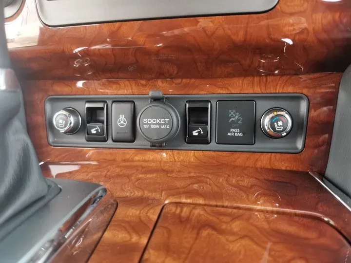 2016 Infiniti QX80 5.6L 398HP V8 7AT,autocango,china used car exporter,china ev exporter,chinese used car exporter,chinese used ev exporter