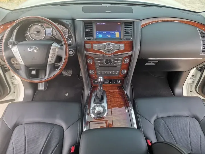 2016 Infiniti QX80 5.6L 398HP V8 7AT,autocango,china used car exporter,china ev exporter,chinese used car exporter,chinese used ev exporter