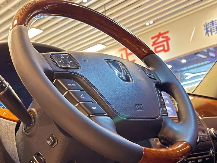 2012 Hyundai Equus 5.0L 430HP V8 8AT,autocango,china used car exporter,china ev exporter,chinese used car exporter,chinese used ev exporter