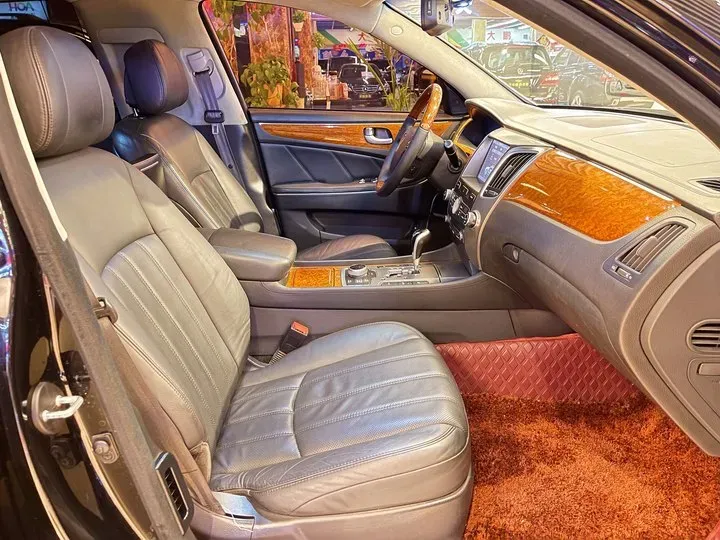 2012 Hyundai Equus 5.0L 430HP V8 8AT,autocango,china used car exporter,china ev exporter,chinese used car exporter,chinese used ev exporter