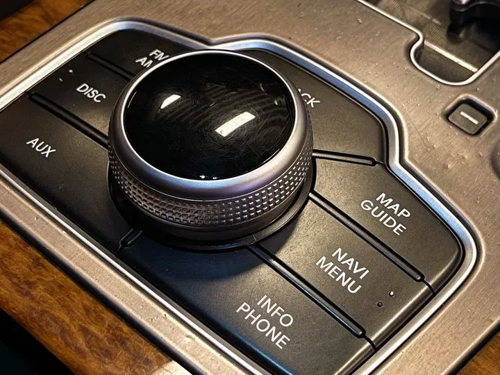 2012 Hyundai Equus 5.0L 430HP V8 8AT,autocango,china used car exporter,china ev exporter,chinese used car exporter,chinese used ev exporter