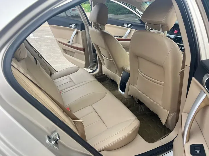 2009 Roewe 550 1.8L 133HP L4 5AT,autocango,china used car exporter,china ev exporter,chinese used car exporter,chinese used ev exporter