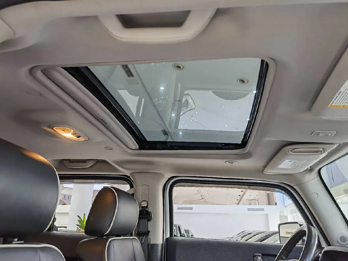 2008 Hummer H3 3.7L 245HP L5 4AT,autocango,china used car exporter,china ev exporter,chinese used car exporter,chinese used ev exporter