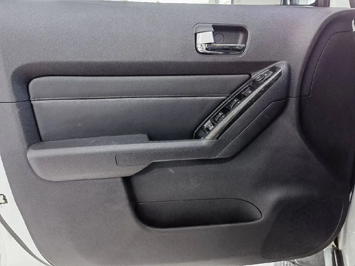 2008 Hummer H3 3.7L 245HP L5 4AT,autocango,china used car exporter,china ev exporter,chinese used car exporter,chinese used ev exporter