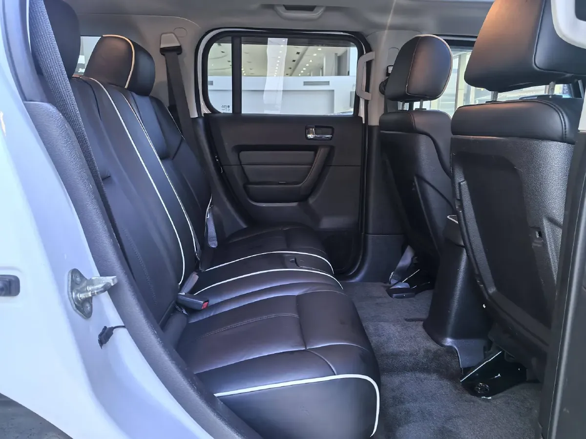 2008 Hummer H3 3.7L 245HP L5 4AT,autocango,china used car exporter,china ev exporter,chinese used car exporter,chinese used ev exporter