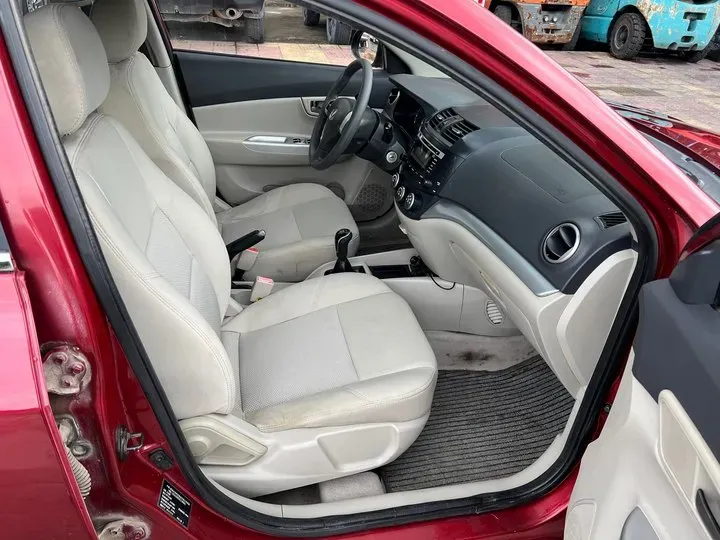 2012 ChangAn Alsvin V5 1.5L 114HP L4 5MT,autocango,china used car exporter,china ev exporter,chinese used car exporter,chinese used ev exporter