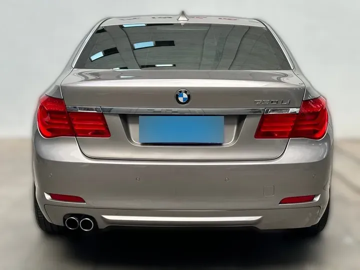 2011 BMW 7 Series 3.0L 258HP L6 6AT,autocango,china used car exporter,china ev exporter,chinese used car exporter,chinese used ev exporter