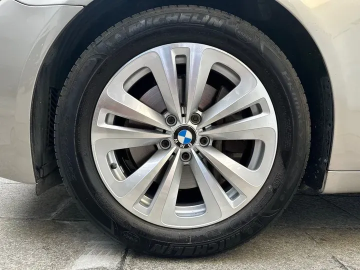 2011 BMW 7 Series 3.0L 258HP L6 6AT,autocango,china used car exporter,china ev exporter,chinese used car exporter,chinese used ev exporter