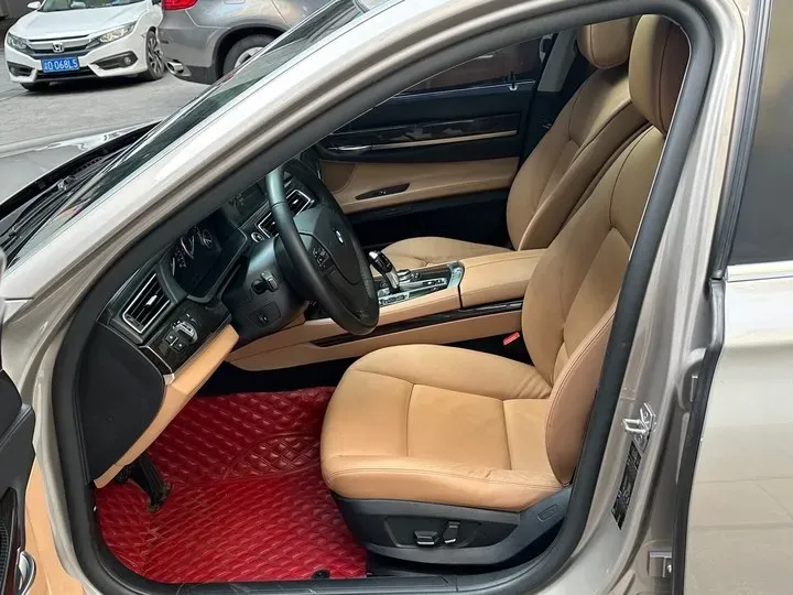 2011 BMW 7 Series 3.0L 258HP L6 6AT,autocango,china used car exporter,china ev exporter,chinese used car exporter,chinese used ev exporter