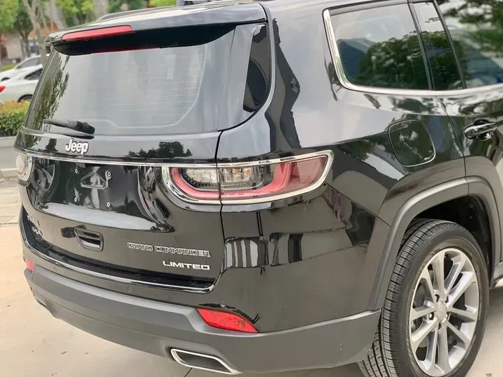2018 Jeep Commander 2.0T 265HP L4 9AT,autocango,china used car exporter,china ev exporter,chinese used car exporter,chinese used ev exporter