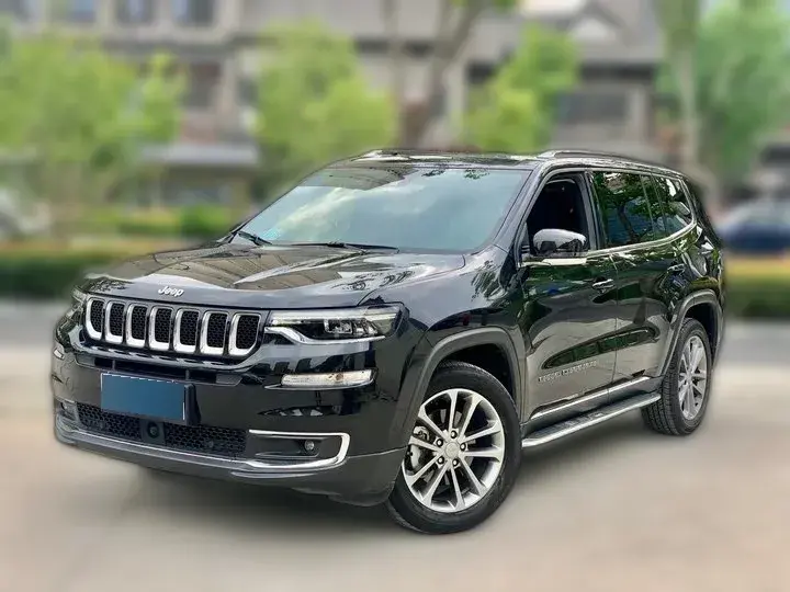2018 Jeep Commander 2.0T 265HP L4 9AT