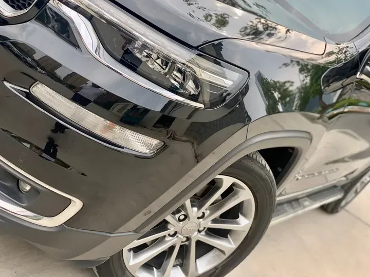 2018 Jeep Commander 2.0T 265HP L4 9AT,autocango,china used car exporter,china ev exporter,chinese used car exporter,chinese used ev exporter