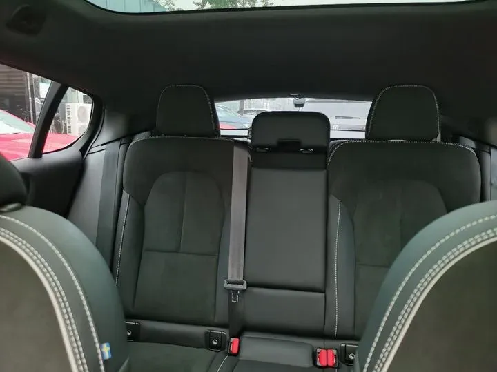 2022 Volvo C40 BEV 69KWH,autocango,china used car exporter,china ev exporter,chinese used car exporter,chinese used ev exporter