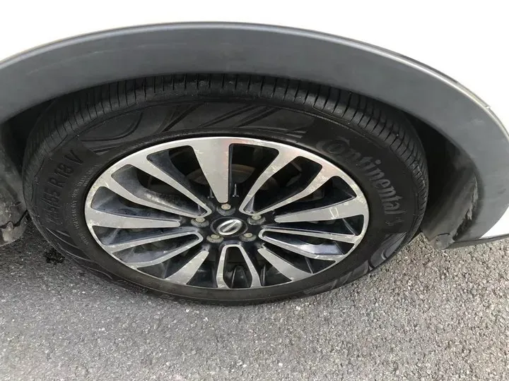 2015 GAC Trumpchi GS5 Super 2.0L 147HP L4 5AT,autocango,china used car exporter,china ev exporter,chinese used car exporter,chinese used ev exporter