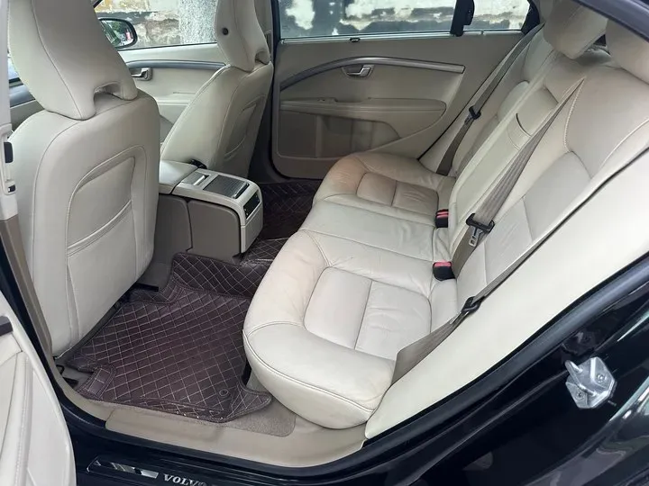 2014 Volvo S80L 2.0T 214HP L5 6AT,autocango,china used car exporter,china ev exporter,chinese used car exporter,chinese used ev exporter