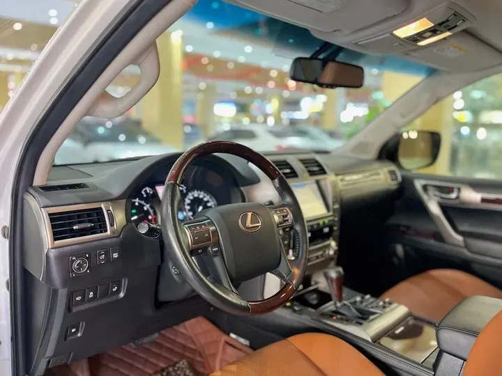 2014 Lexus GX 4.0L 275HP V6 5AT,autocango,china used car exporter,china ev exporter,chinese used car exporter,chinese used ev exporter