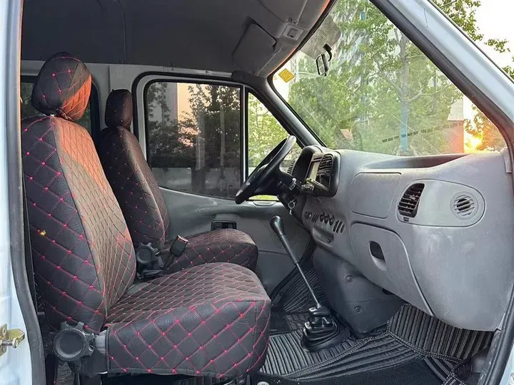 2015 Ford Classic Transit 2.8T 108HP L4 5MT,autocango,china used car exporter,china ev exporter,chinese used car exporter,chinese used ev exporter