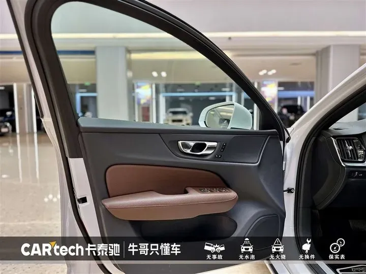 2022 Volvo S60 2.0T 310HP L4 8AT PHEV 18.8KWH,autocango,china used car exporter,china ev exporter,chinese used car exporter,chinese used ev exporter