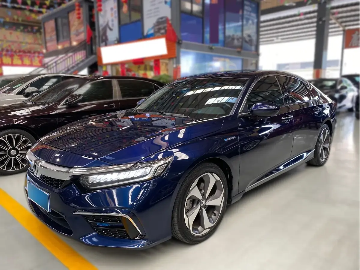 2019 Honda Inspire 2.0L 146HP L4 E-CVT Hybrid