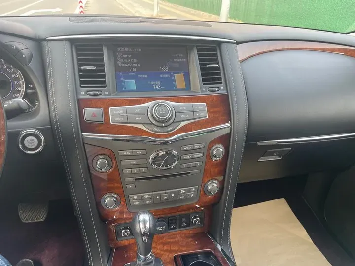 2016 Infiniti QX80 5.6L 398HP V8 7AT,autocango,china used car exporter,china ev exporter,chinese used car exporter,chinese used ev exporter