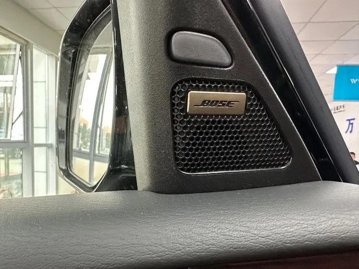 2016 Infiniti QX80 5.6L 398HP V8 7AT,autocango,china used car exporter,china ev exporter,chinese used car exporter,chinese used ev exporter