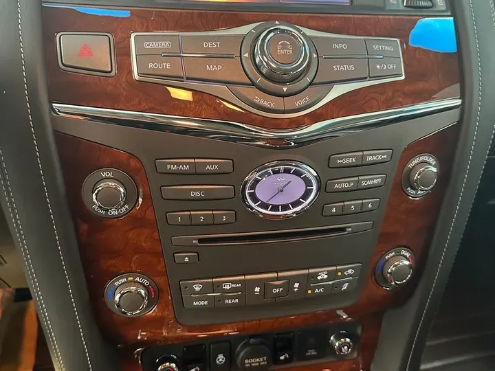 2016 Infiniti QX80 5.6L 398HP V8 7AT,autocango,china used car exporter,china ev exporter,chinese used car exporter,chinese used ev exporter