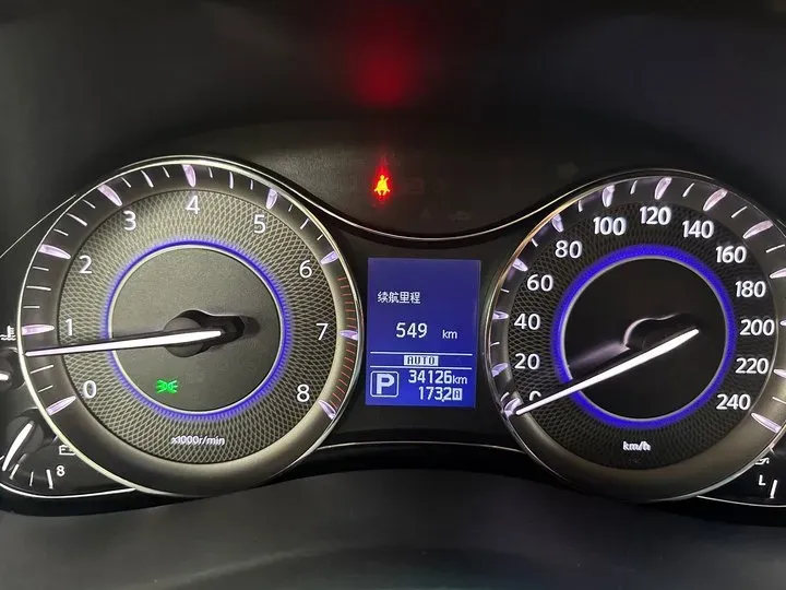 2016 Infiniti QX80 5.6L 398HP V8 7AT,autocango,china used car exporter,china ev exporter,chinese used car exporter,chinese used ev exporter