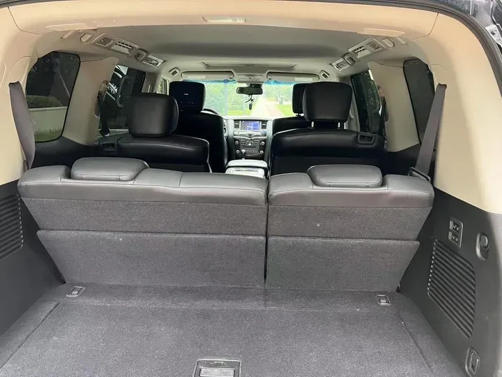 2013 Infiniti QX80 5.6L 398HP V8 7AT,autocango,china used car exporter,china ev exporter,chinese used car exporter,chinese used ev exporter