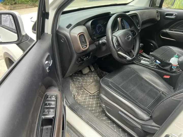 2020 GAC Trumpchi GS3 1.5T 163HP L3 7DCT,autocango,china used car exporter,china ev exporter,chinese used car exporter,chinese used ev exporter