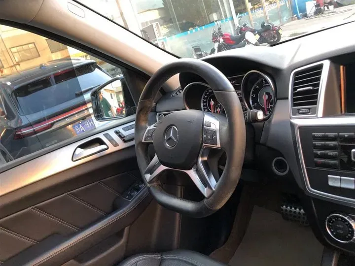2014 Mercedes-Benz M AMG 5.5T 525HP V8 7AT,autocango,china used car exporter,china ev exporter,chinese used car exporter,chinese used ev exporter