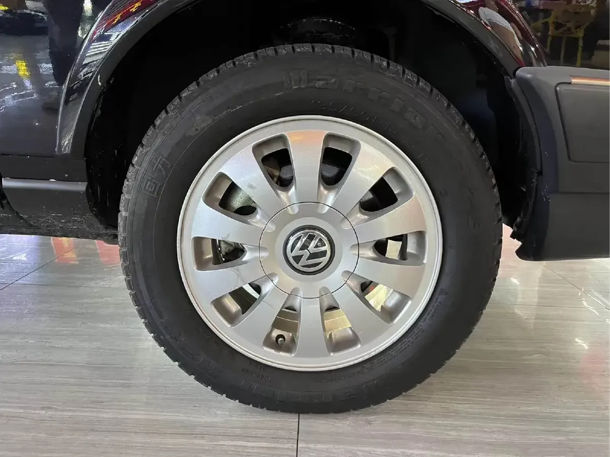 2004 Volkswagen Santana Classic 1.6L 87HP L4 5MT,autocango,china used car exporter,china ev exporter,chinese used car exporter,chinese used ev exporter