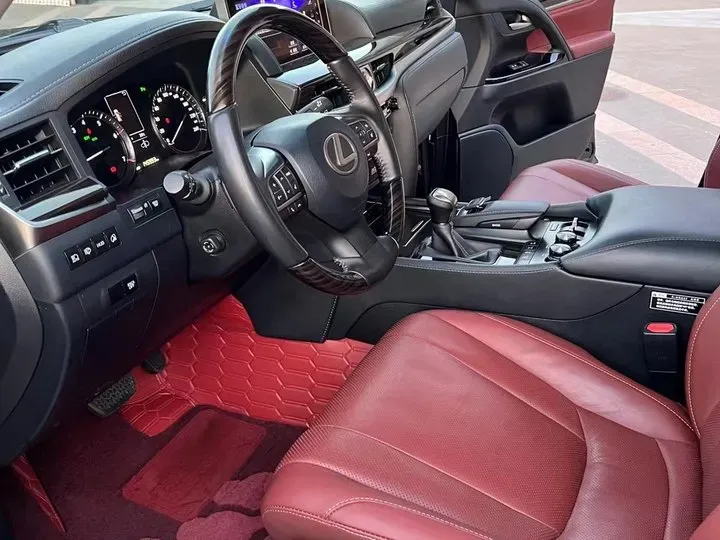 2017 Lexus LX 5.7L 367HP V8 8AT,autocango,china used car exporter,china ev exporter,chinese used car exporter,chinese used ev exporter