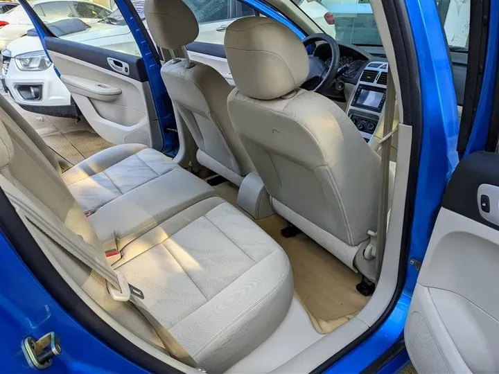 2013 Peugeot 307 1.6L 117HP L4 5MT,autocango,china used car exporter,china ev exporter,chinese used car exporter,chinese used ev exporter