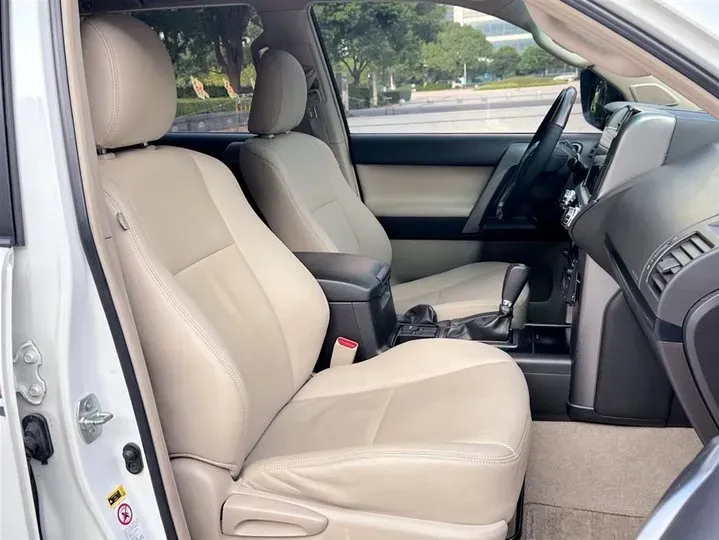 2010 Toyota Land Cruiser Prado 2.7L 163HP L4 5MT,autocango,china used car exporter,china ev exporter,chinese used car exporter,chinese used ev exporter