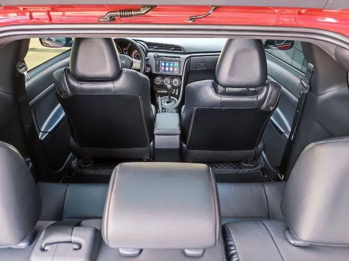 2014 Toyota Zelas 2.5L 181HP L4 6AT,autocango,china used car exporter,china ev exporter,chinese used car exporter,chinese used ev exporter