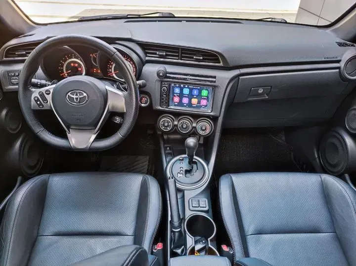 2014 Toyota Zelas 2.5L 181HP L4 6AT,autocango,china used car exporter,china ev exporter,chinese used car exporter,chinese used ev exporter