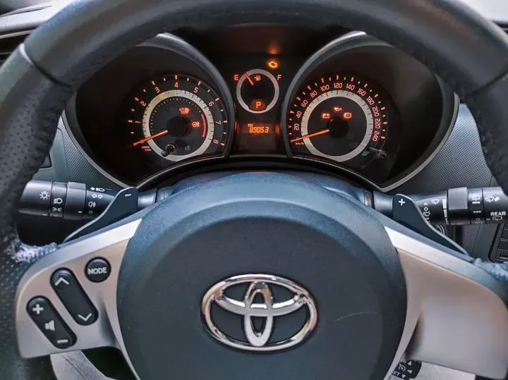 2014 Toyota Zelas 2.5L 181HP L4 6AT,autocango,china used car exporter,china ev exporter,chinese used car exporter,chinese used ev exporter