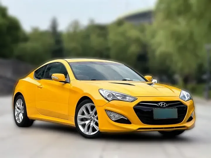 2012 Hyundai Rohens-Coupe 2.0T 260HP L4 8AT,autocango,china used car exporter,china ev exporter,chinese used car exporter,chinese used ev exporter