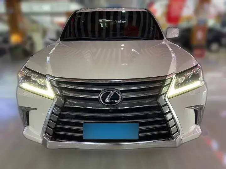 2016 Lexus LX 5.7L 367HP V8 8AT