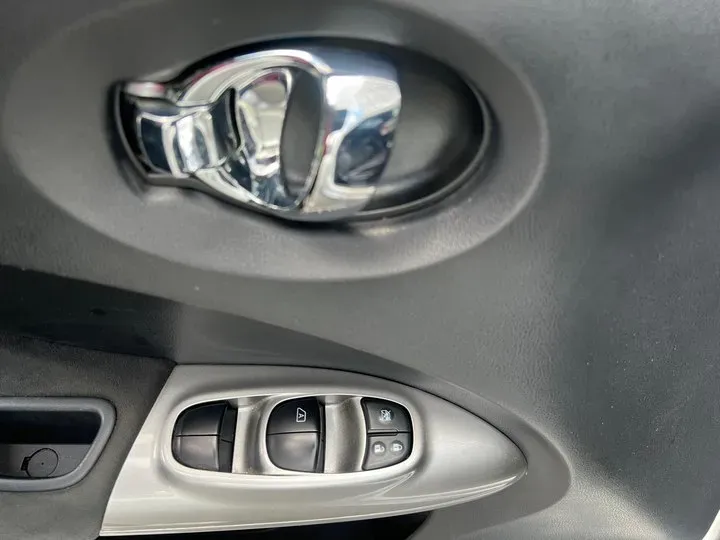 2014 Infiniti ESQ 1.6L 116HP L4 CVT,autocango,china used car exporter,china ev exporter,chinese used car exporter,chinese used ev exporter