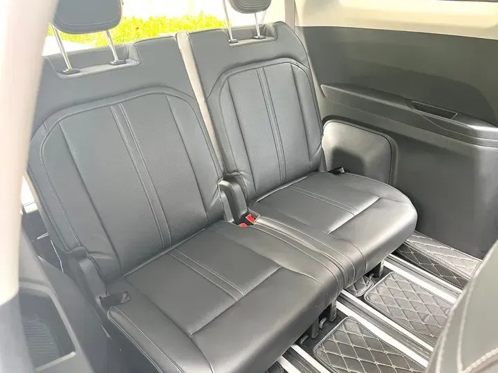 2020 WuLing KaiJie 1.5T 147HP L4 CVT,autocango,china used car exporter,china ev exporter,chinese used car exporter,chinese used ev exporter