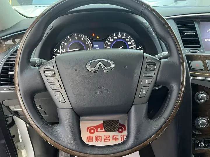 2013 Infiniti QX80 5.6L 398HP V8 7AT,autocango,china used car exporter,china ev exporter,chinese used car exporter,chinese used ev exporter