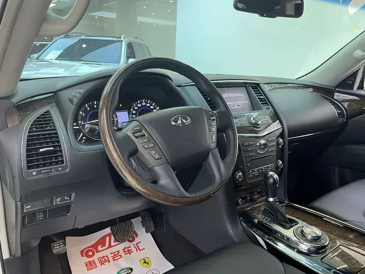 2013 Infiniti QX80 5.6L 398HP V8 7AT,autocango,china used car exporter,china ev exporter,chinese used car exporter,chinese used ev exporter