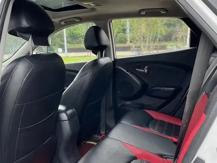 2015 Hyundai ix35 2.0L 160HP L4 6AT,autocango,china used car exporter,china ev exporter,chinese used car exporter,chinese used ev exporter